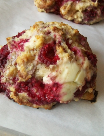 Raspberry Cottage Cheese Scones