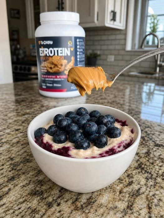 Keto Blueberry Peanut Butter Parfait