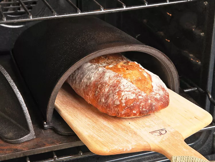 Homemade Artisan Sourdough Bread Recipe: A Crispy Crust and Soft, Chewy Center